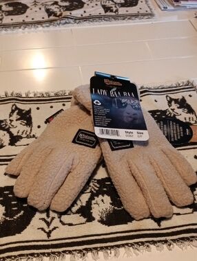 Watson Lady Baa Baa Beige Sherpa Gloves - Women's